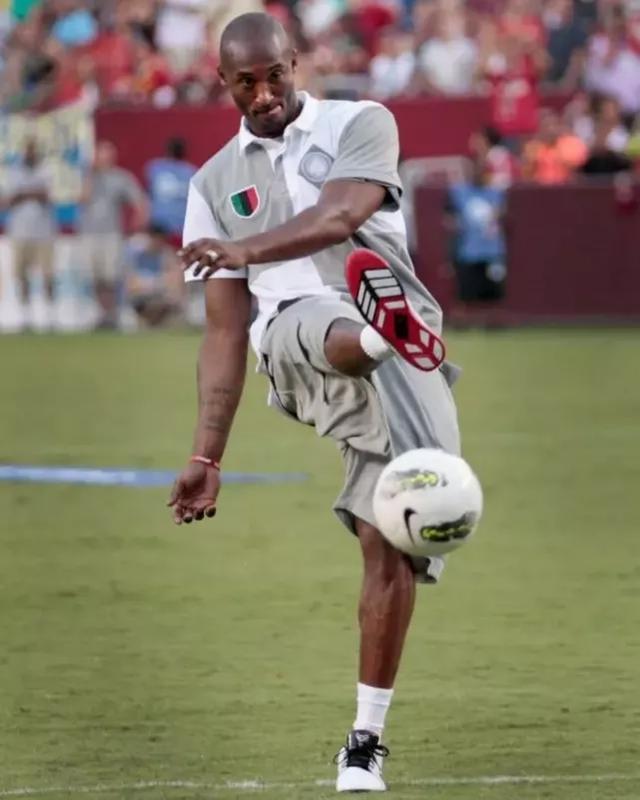 拜合拉木全场表现：接刘浩帆助攻破僵，脚后跟破门完成双响（拜合拉木闪耀全场：接刘浩帆妙传先拔头筹，脚后跟再下一城梅开二度）