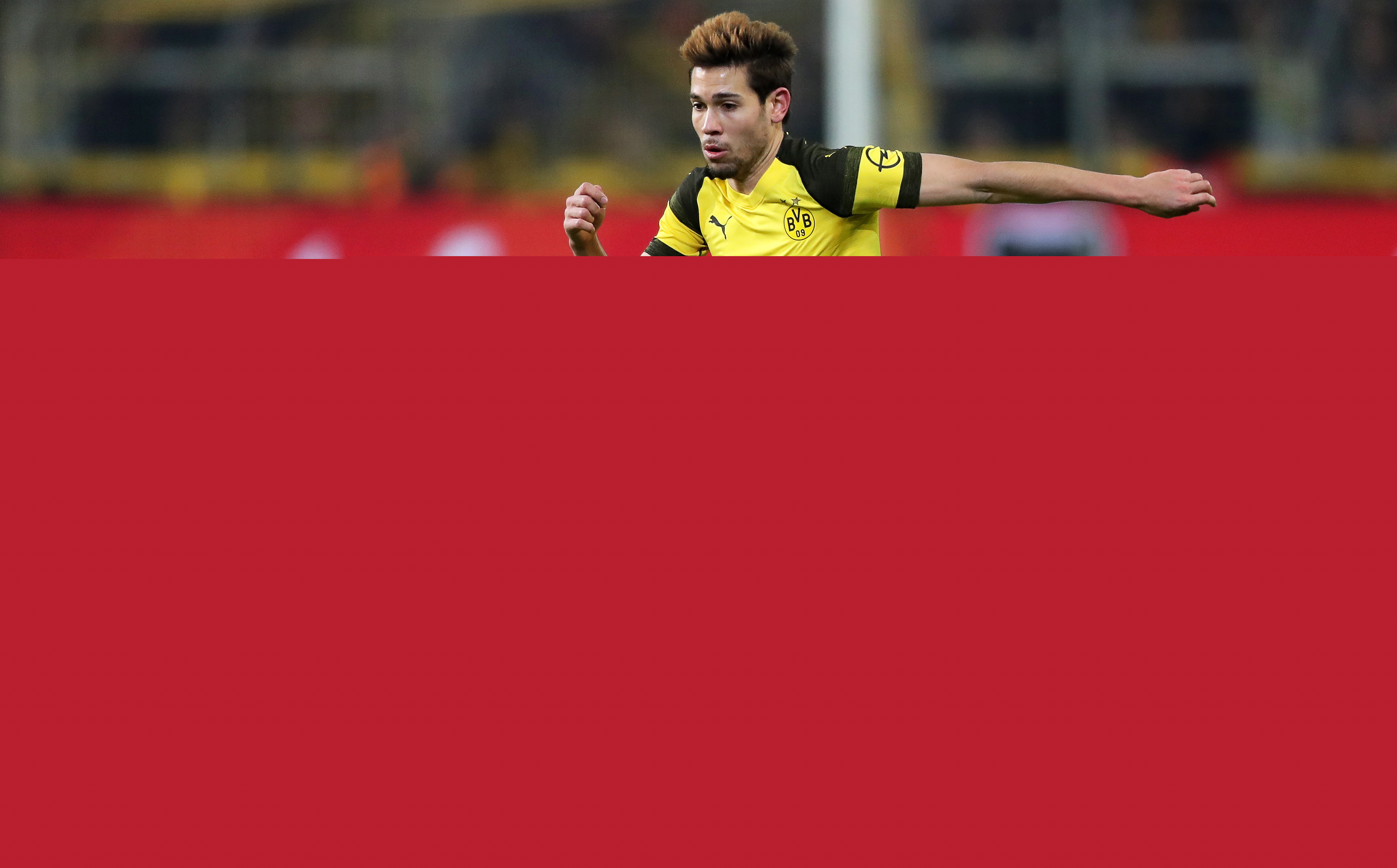 国足热身赛小胜沙特展现新阵容（新阵容亮相，国足热身赛小胜沙特）