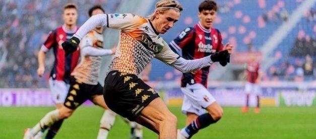 齐达内：小球员要先感受到足球的乐趣，再考虑职业发展问题（齐达内：先让孩子爱上足球，再谈职业道路）