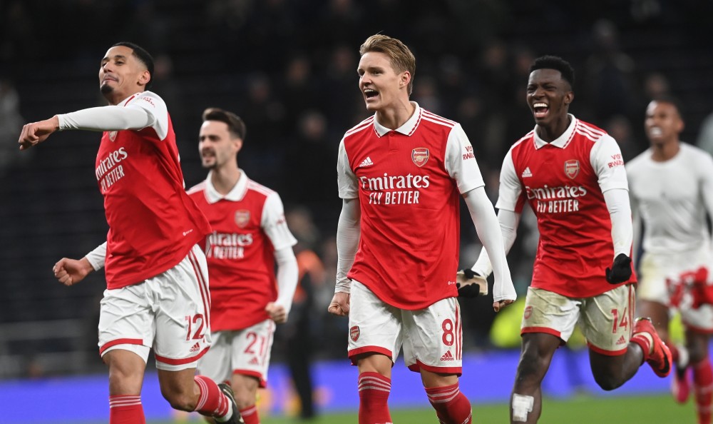 分道扬镳？萨拉赫与球队高层已达成重要一致，核心球员偏向支持斯洛特（共识达成！萨拉赫与高层步调一致，队内核心多倾向支持斯洛特）