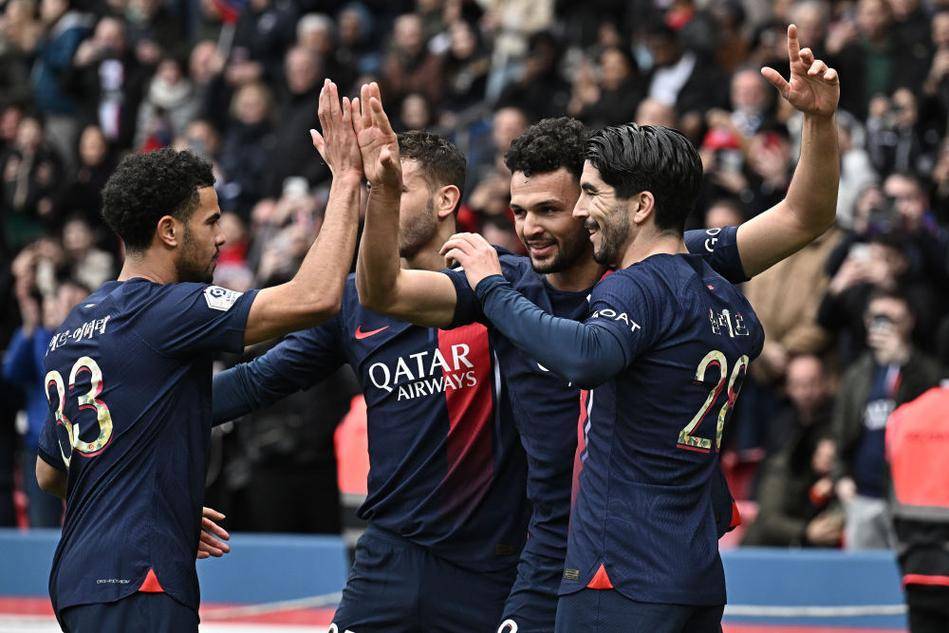 杜加利奇庆祝保级：面临压力阻碍各种问题，我们最终战胜一切