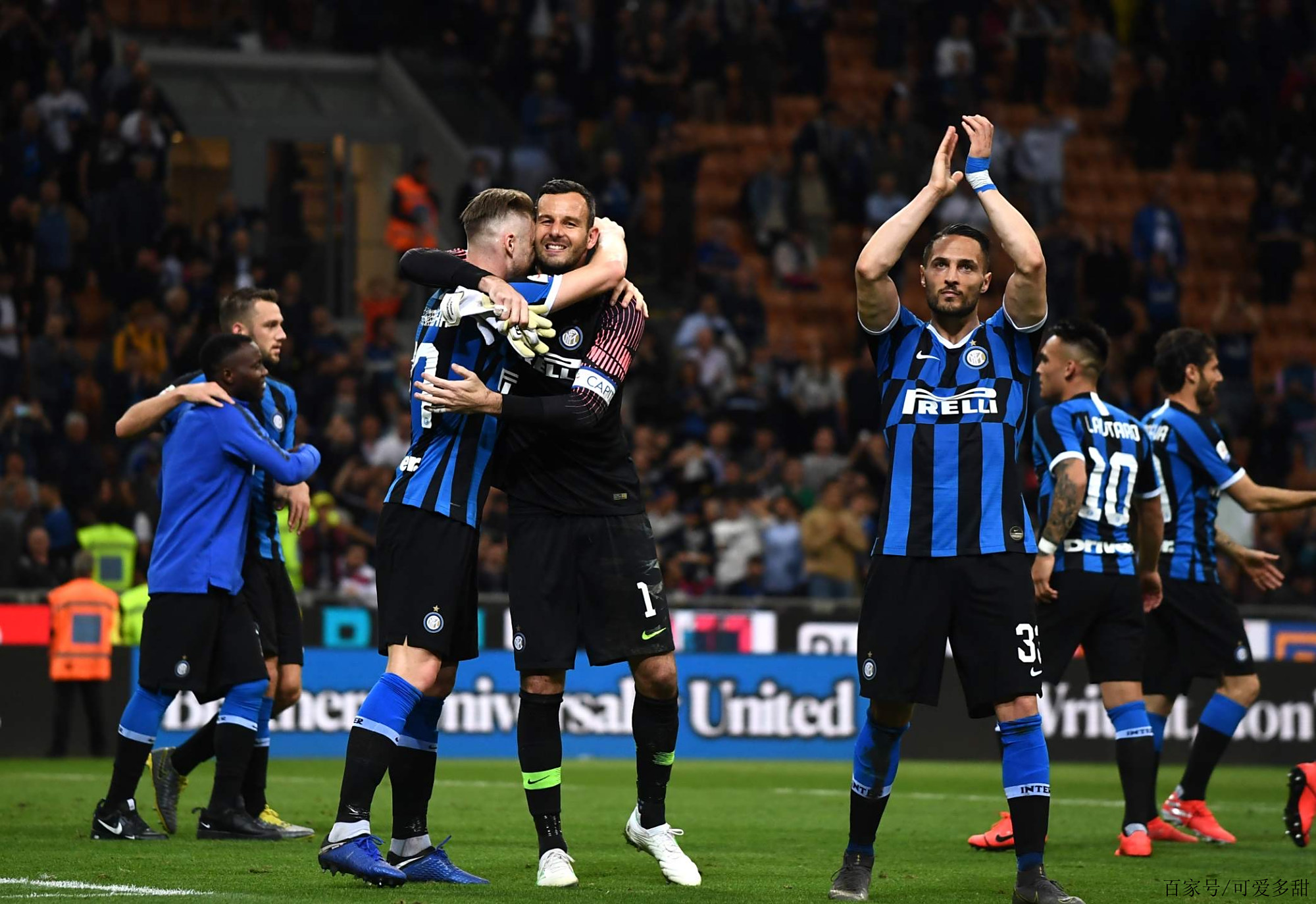 记者：梅西不希望拉波尔塔利用自己，因此回诺坎普没通知巴萨