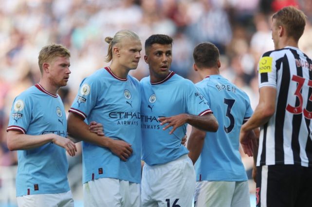 官方：哥伦比亚与澳大利亚的友谊赛将推迟半个小时开球（官方宣布：哥伦比亚对阵澳大利亚的友谊赛开球时间顺延半小时）