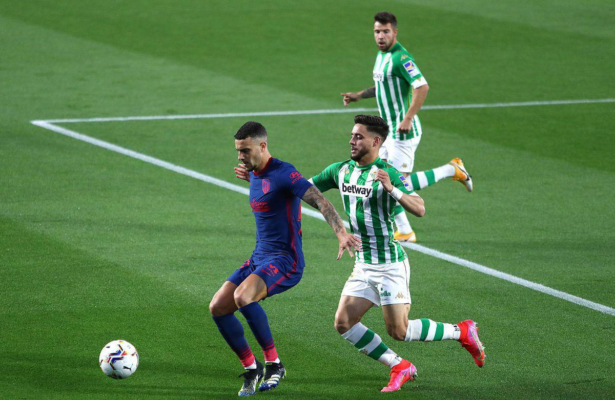 2025／26赛季英超：斯洛特公布利物浦伤病名单，后防线惨不忍睹（英超2025／26赛季：斯洛特发布利物浦伤情名单，后防线告急）