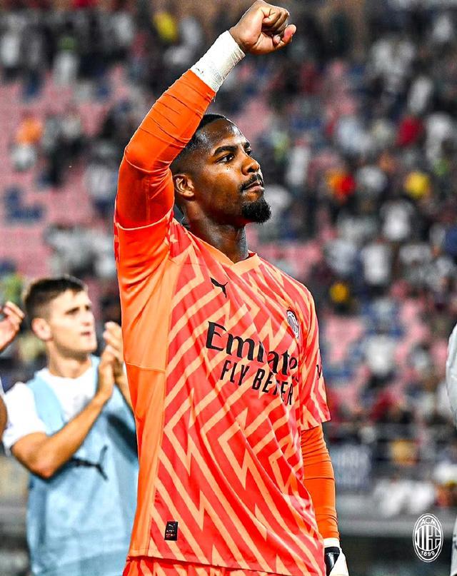 大连体育局副局长：我们对中超客队球迷的小付出赢得了好口碑