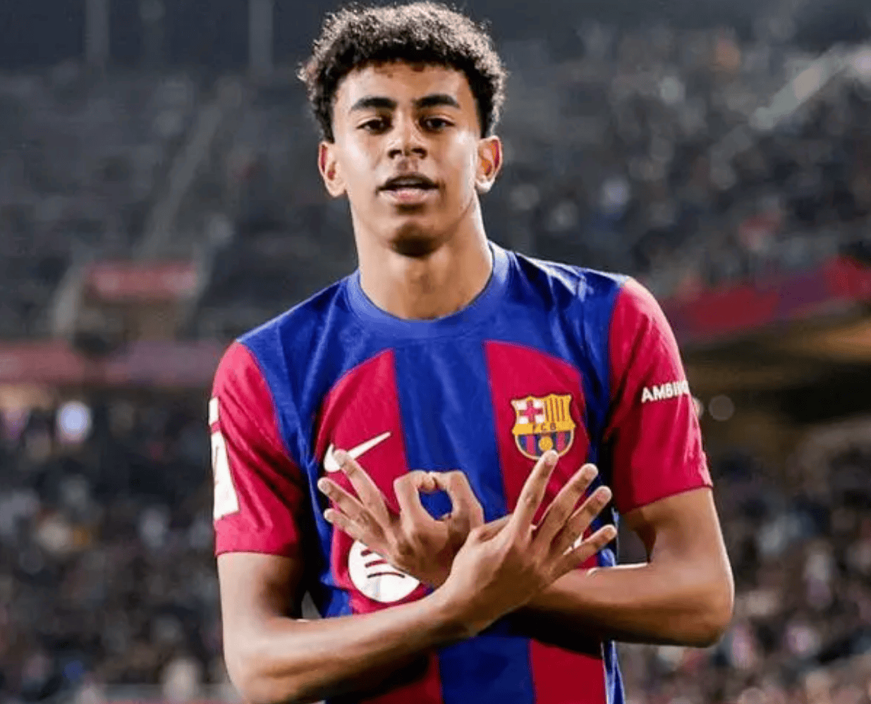 亚冠最新积分战报 成都蓉城上海海港无力赢球 中超三强继续垫底（亚冠积分最新形势：成都蓉城、上海海港未能取胜，中超三强仍垫底）