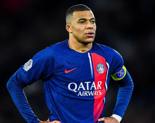 布翁焦尔诺谈主场欧冠首秀：听见欧冠主题曲时我感到无比激动