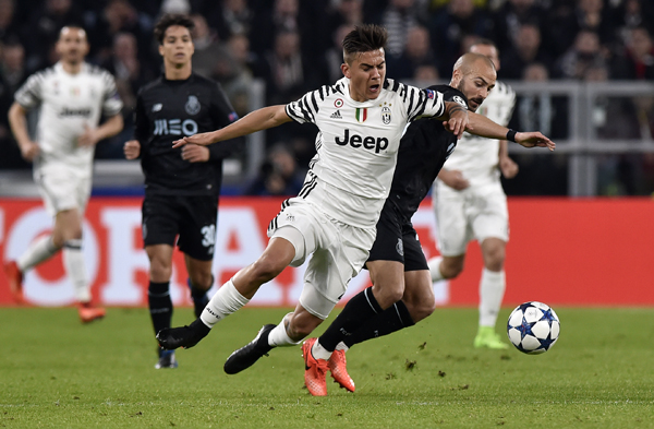 篮球篮网全队完成高强度训练